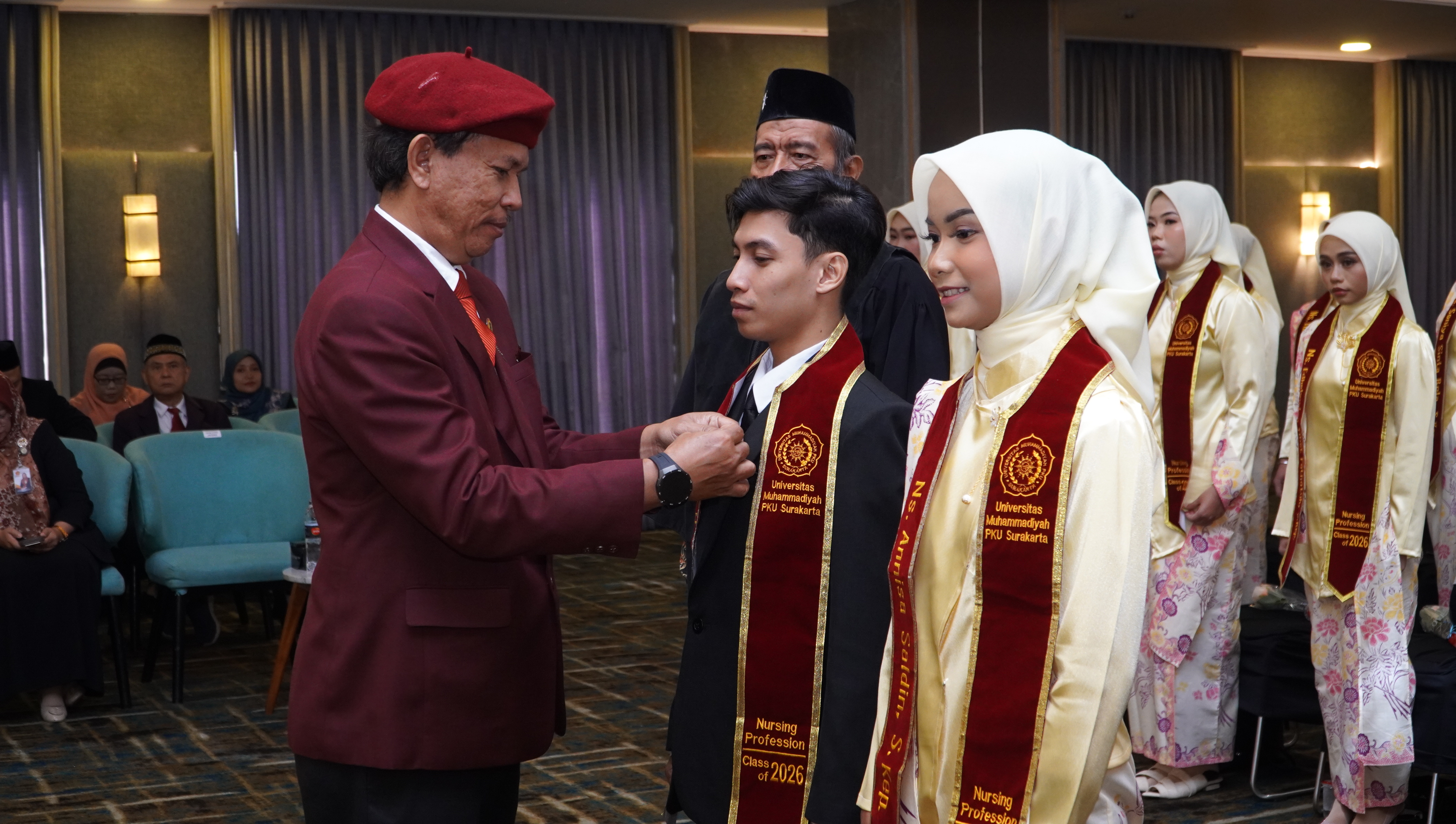 22 Mahasiswa UMPKU Surakarta Resmi Dilantik sebagai Ners, Siap Mengabdi untuk Masyarakat