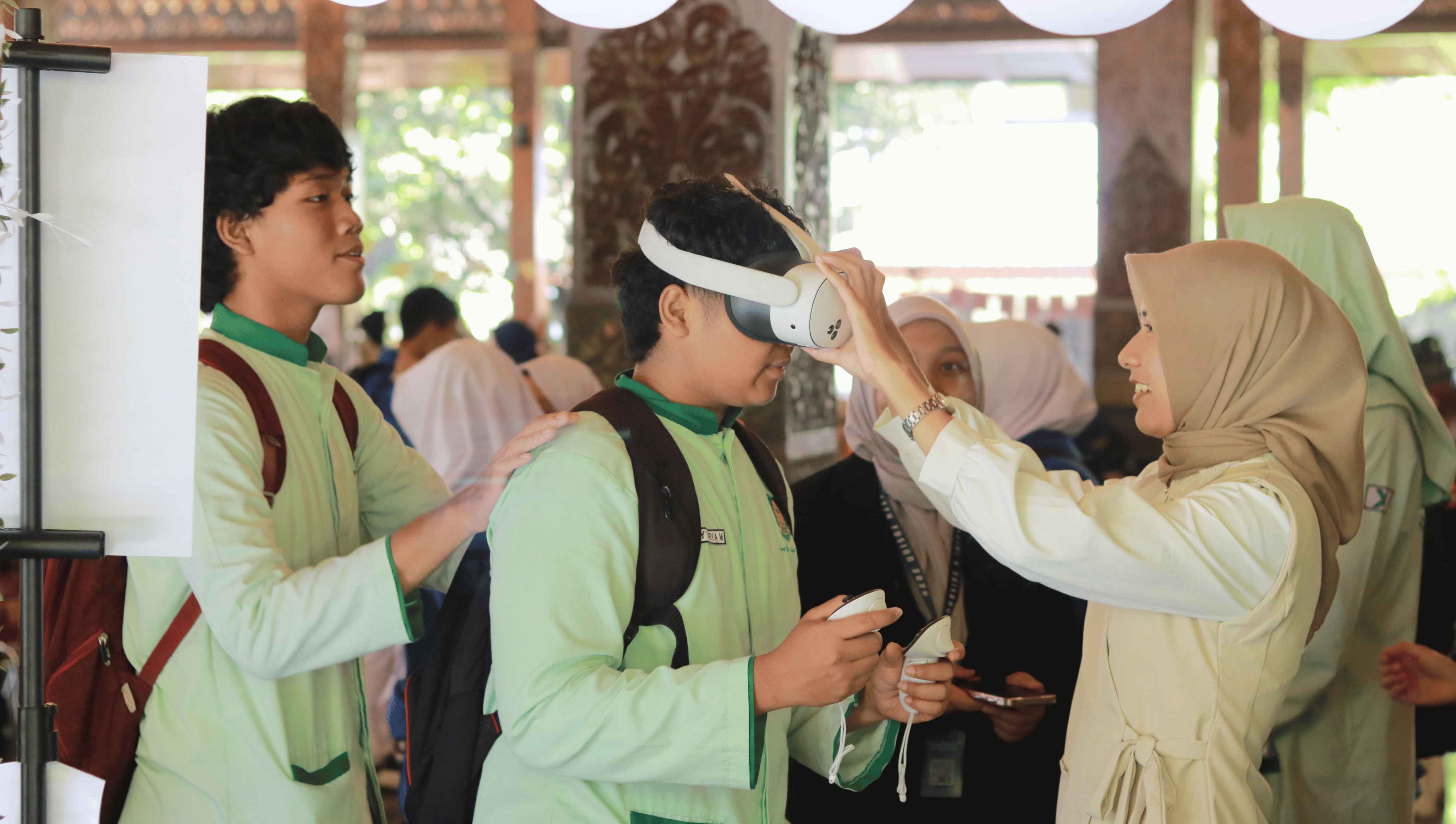 UMPKU Surakarta menggelar Expo Nursing X Informatics bertema Health-Tech Fusion untuk memamerkan inovasi digital kesehatan karya mahasiswa.